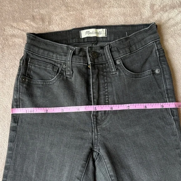 Madewell Women's Skinny Jeans in Dark - Picture 6 of 9